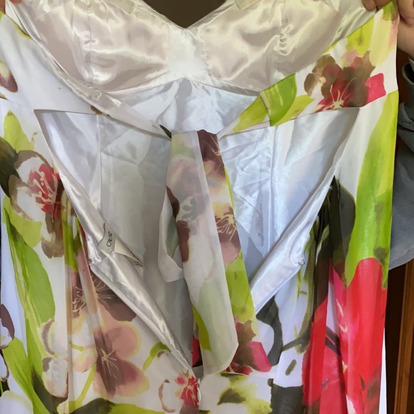 FLORAL CACHÉ LONG DRESS - Picture 5 of 7